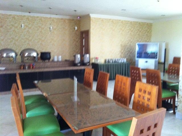 Hotel Maricaya Макасар Екстер'єр фото